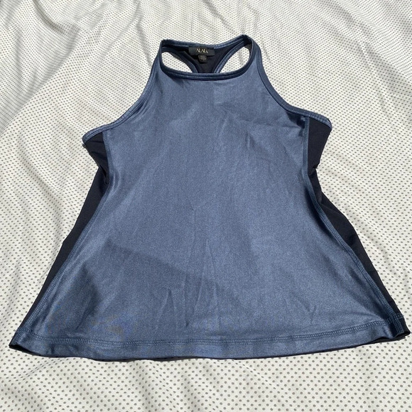 🌸Alala fitted wicking racerback performance tank in grey and black - Picture 5 of 11